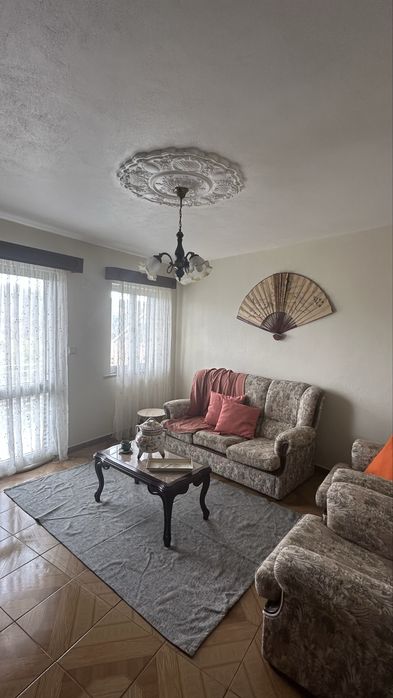 Sofa antigo bonito
