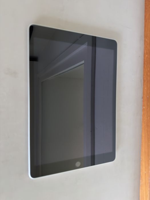 Ipad 10.2 (9.ª geracao) 64GB