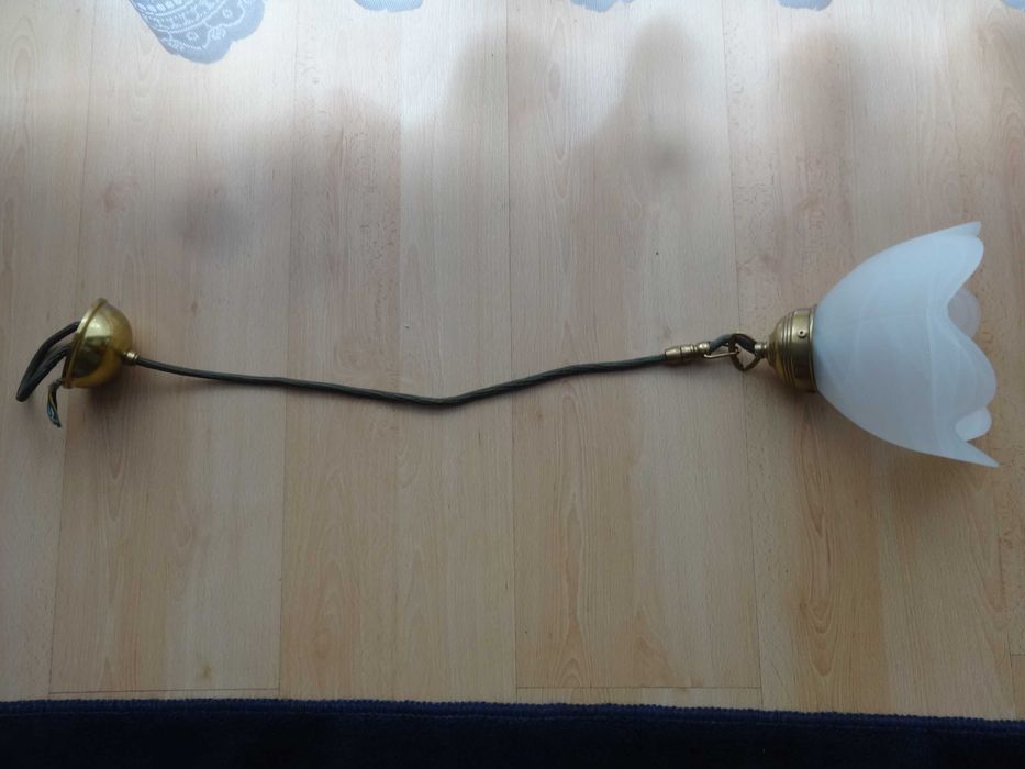 stara lampa do kuchni lub przedpokoju