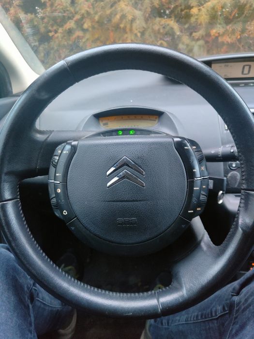 Citroen C4 1,6 16V 109 KM LPG 2006 rok