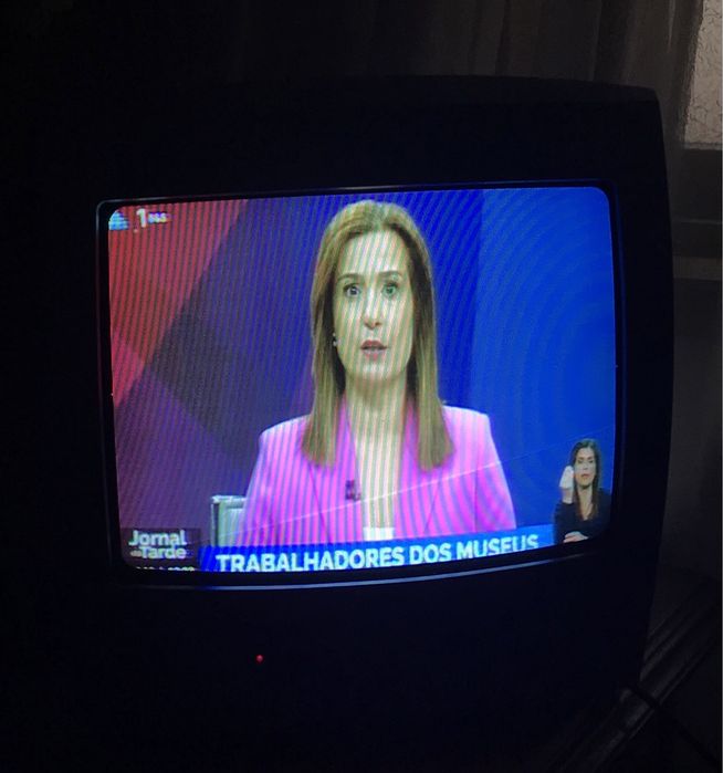 Televisor Hyundai antigo