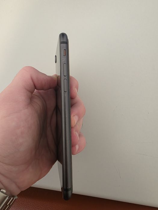 iPhone 8 Preto (Desbloqueado) – Estado Imaculado!