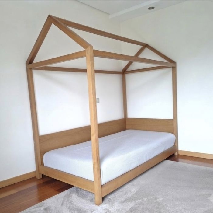 Cama de criança  Montessori com estrado e colchão