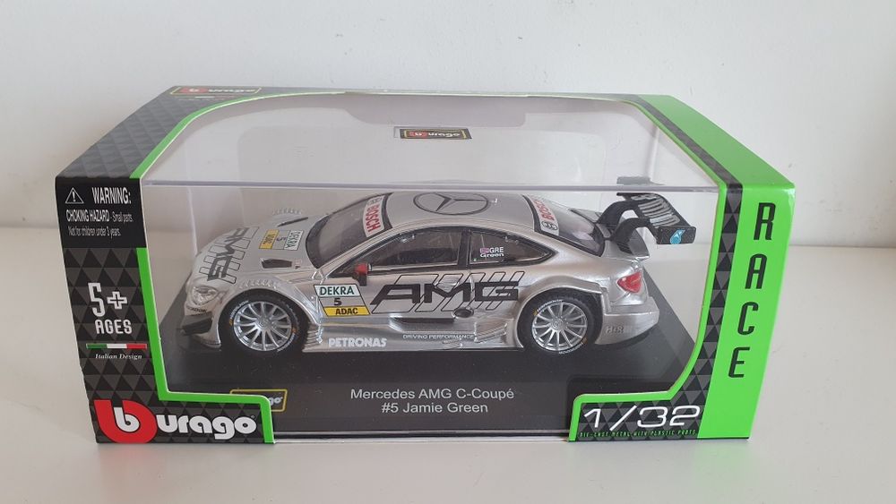 Miniaturas 1/32 Mercedes e Ford