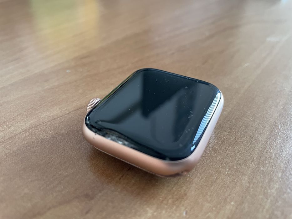 Apple Watch SE 44 mm