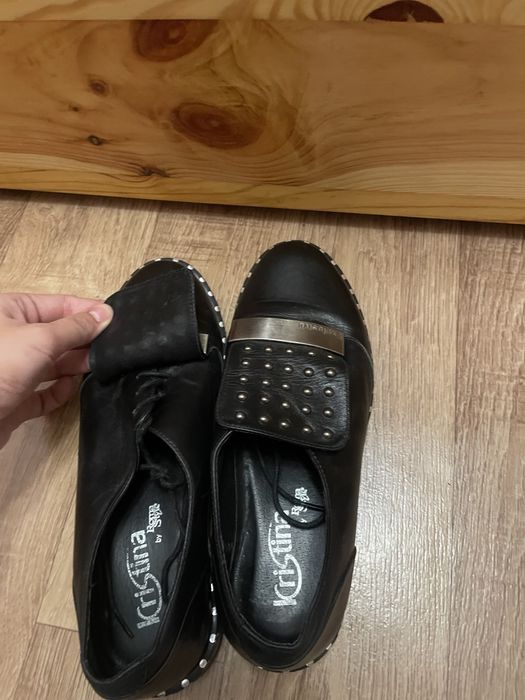 Жіночі туфлі (лофери)