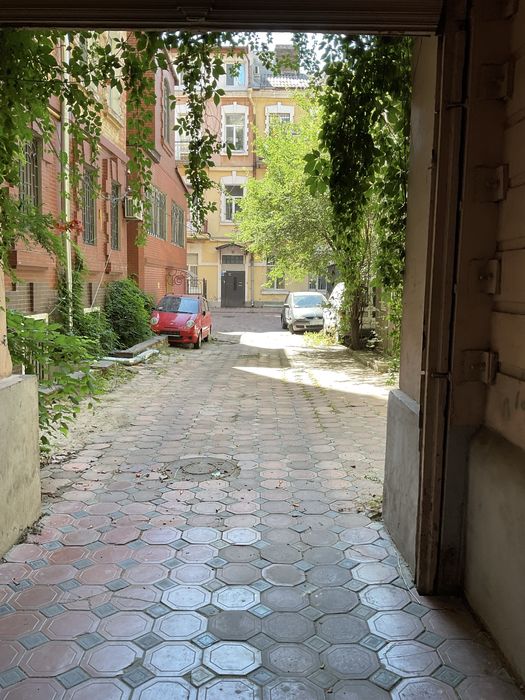 СРОЧНО  комната в комуне МАРАЗЛИЕВСКАЯ на любой срок можно КОШКАМИ