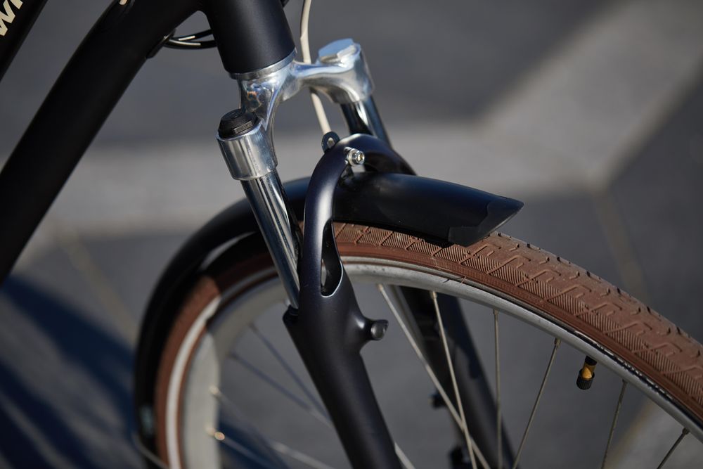 BICICLETA ELÉTRICA DE CIDADE ELOPS 900 E QUADRO BAIXO AZUL