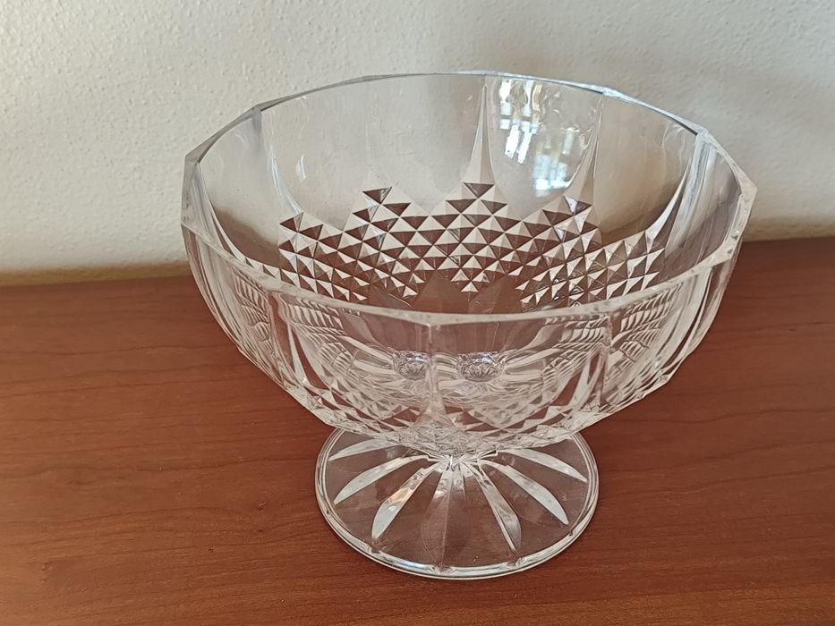 Conjunto de fruteira+12 taças do modelo Longchamp da marca Cristal d'Arques.