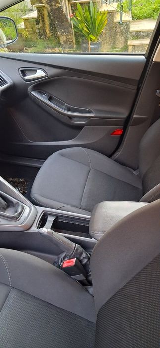 Ford focus 2015 com 124000km