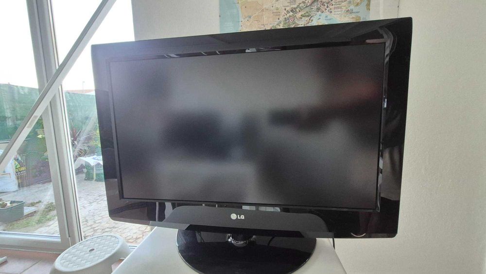 TV LG Ecrã  32 Polegadas