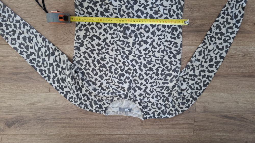 Sweter panterka rozm L