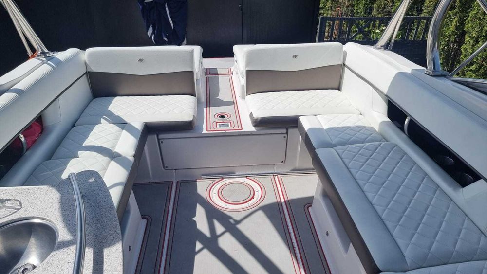 Motorówka FOUR WINNS 310H