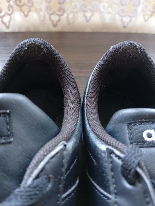 Кросівки жіночі б/в Adidas VL Court 2.0 (37 /23,5cm)). Виробник Індонезія.