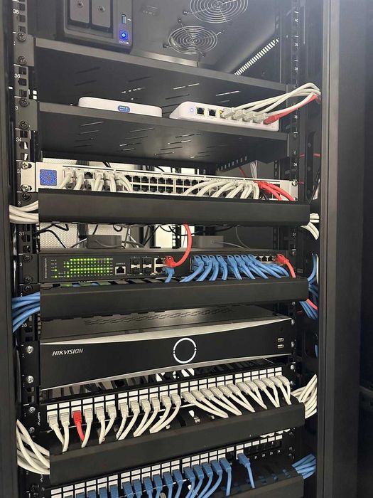Montaż kamer IP, systemów alarmowych, sieci LAN, WiFi, usługi IT