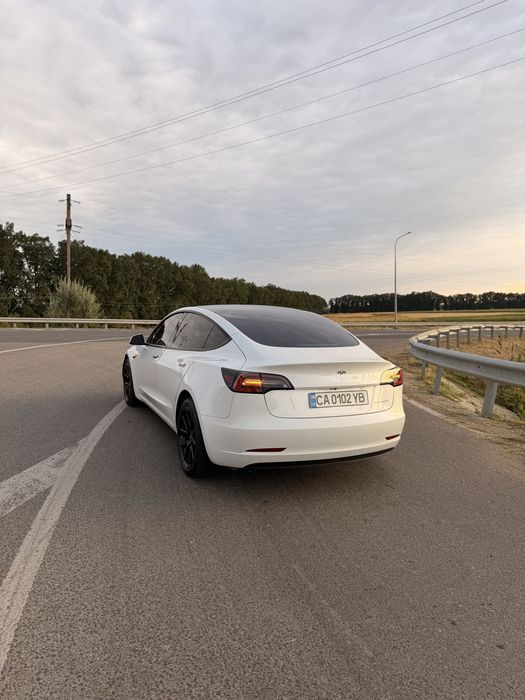 Tesla Model 3 Long Range 82.5 AWD