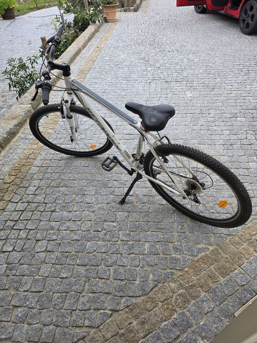Vendo bicicleta em bom estado