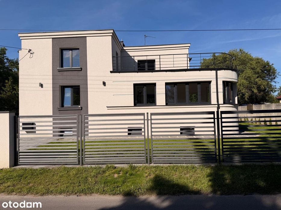 Willa modernistyczna. Basen. Duża działka. Nowa Gdynia. LAS. Zamiana.