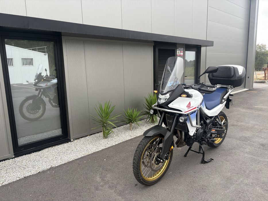 Honda Transalp 750