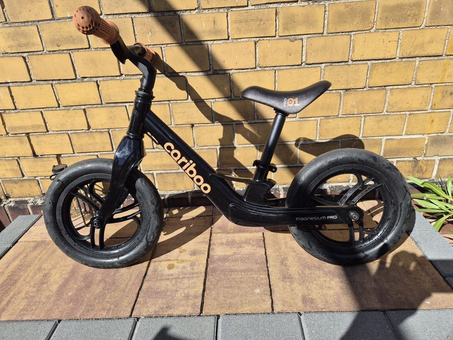 Rowerek biegowy Cariboo magnesium pro
