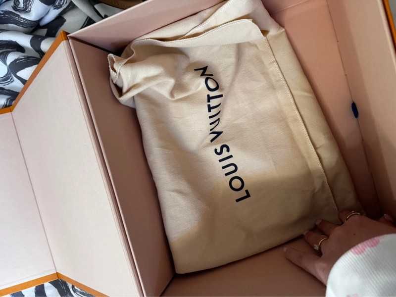 Louis Vuitton Speedy Bandouliere 20 Beige