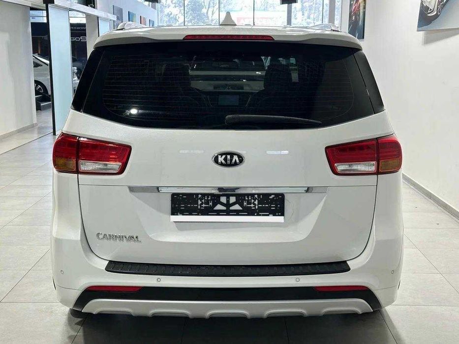 Kia Carnival 2015