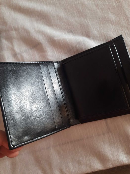 Portfel męski czarny w super cenie!
