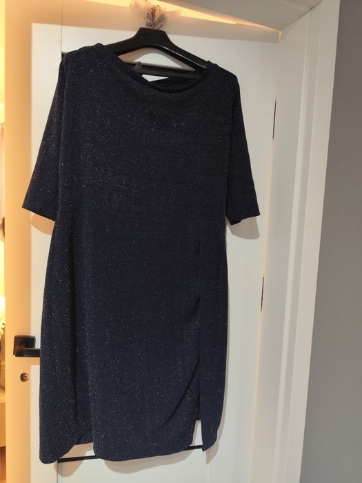 Sukienka dzianinowe z błyszczącą nitką rozmiar 52