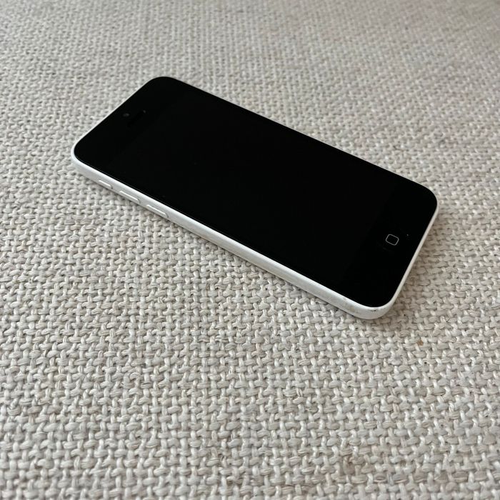 Iphone 5c Branco 8GB - “Dumb Phone” - Totalmente funcional