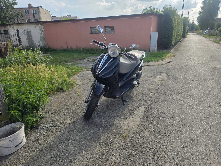 Skuter Piaggio Beverly 250