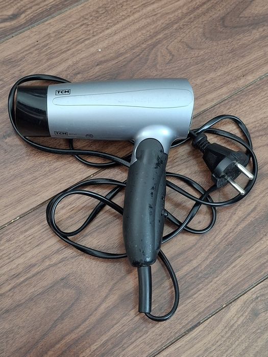 Suszarka turystyczna TCM 800 W