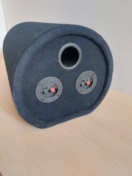 Subwofer automotivo 600W Bass tube