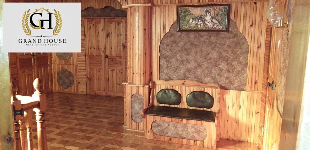 Продам 2-поверховий будинок в с.Соколівське