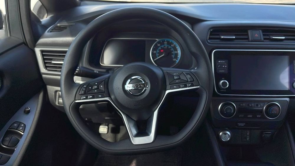 Продам Nissan leaf 2021 електромобіль