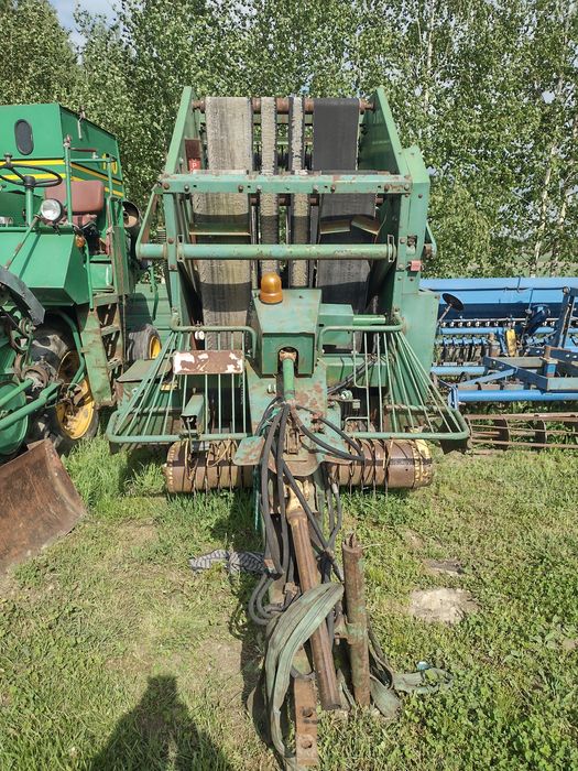 Prasa pasowa ,belarka John Deere 410