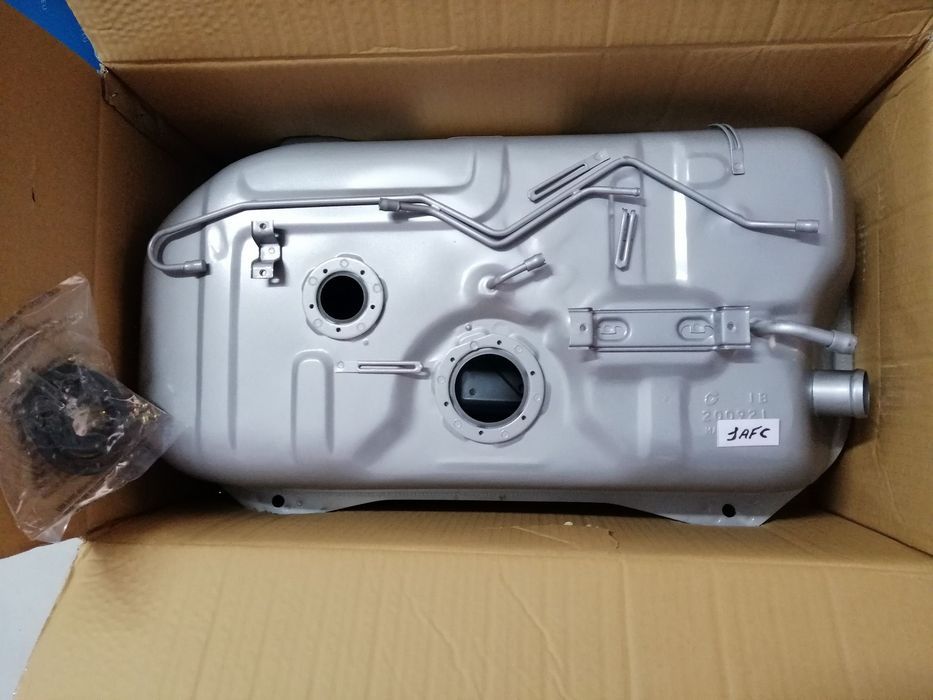 Depósito de gasolina Suzuki Vitara ET NOVO 8910965P43