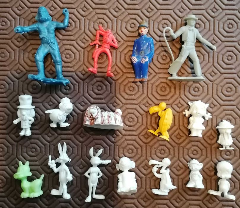 Rajá and Olá Ice Cream Toy Giveaways (1960s)64739686526337122