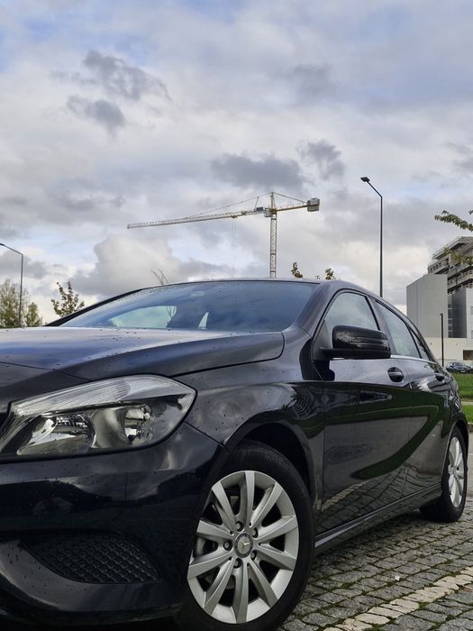 Mercedes a180 urban com Garantia