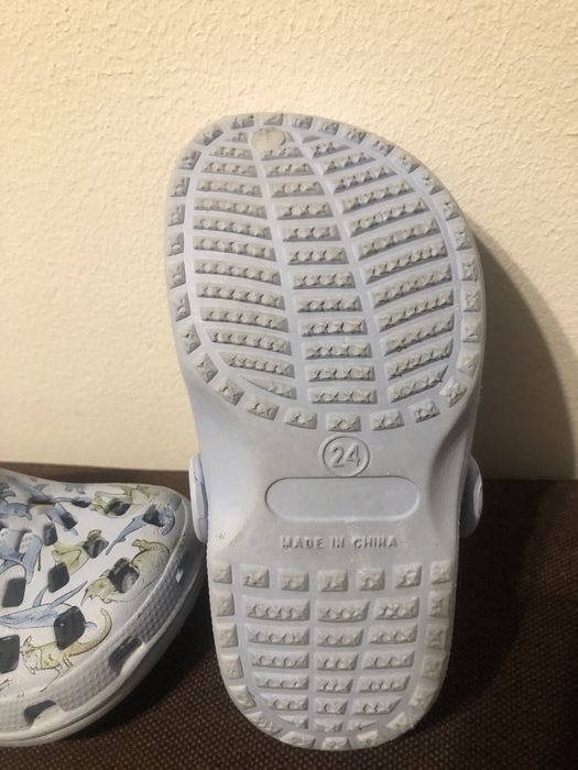 Klapki dziecięce r. 24