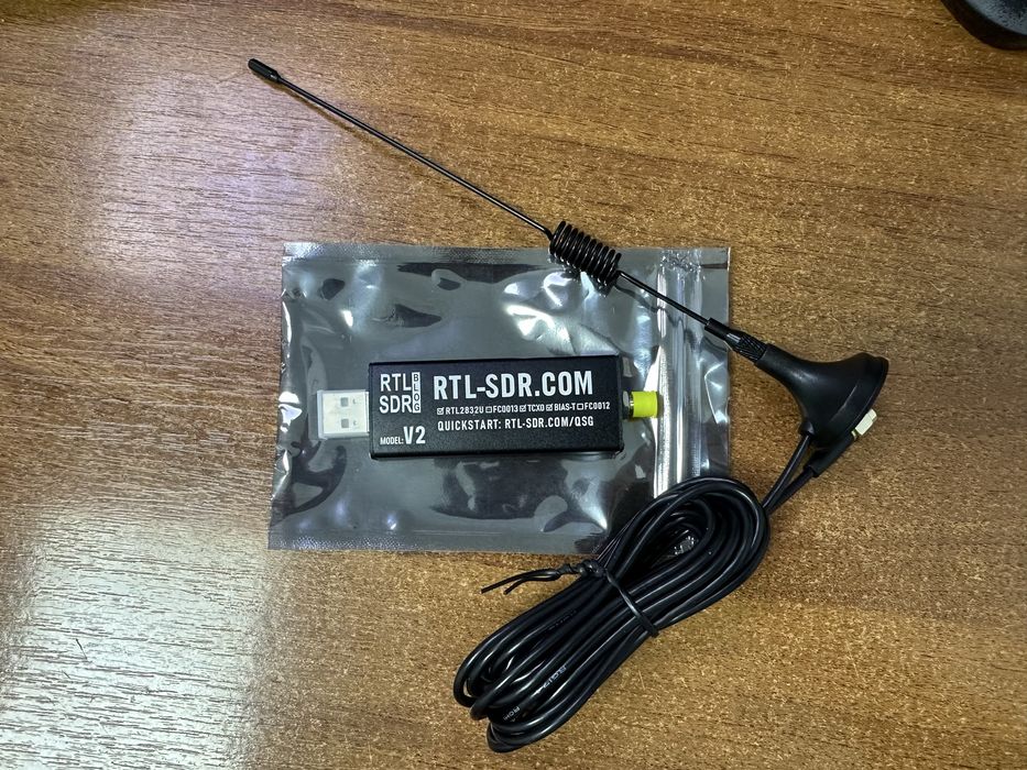 Радіоприймач SDR V2 RTL2832U chip + FC0013, 22-1100MHz