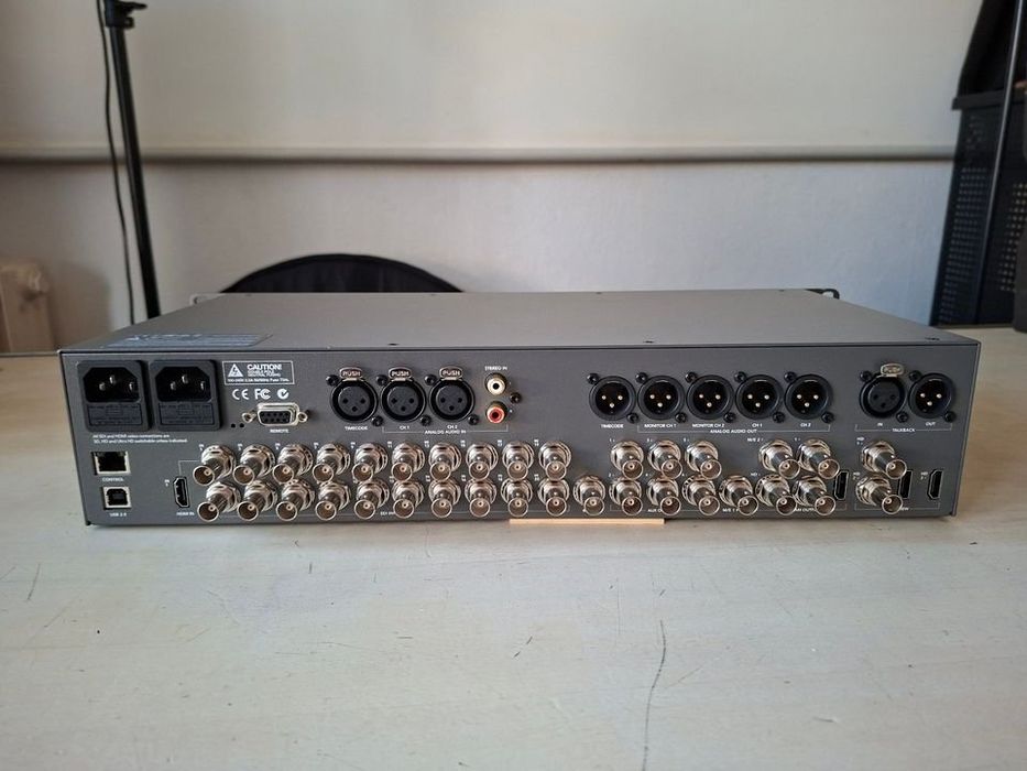 Blackmagic Design ATEM 2 M/E Production Studio 4K