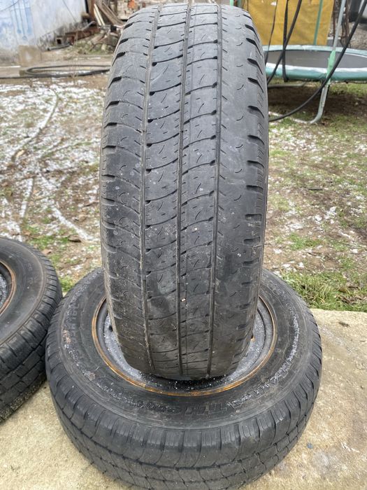 Резина 215/65r16c З дисками