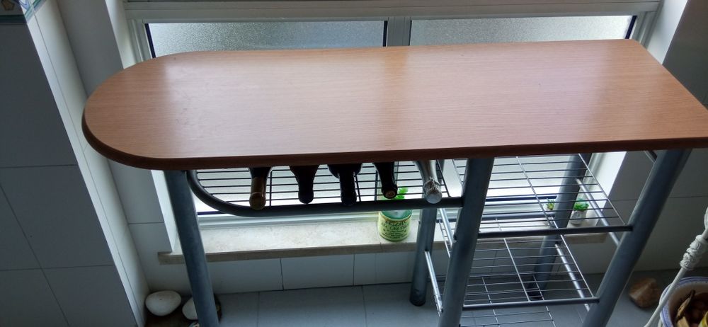 Mesa de apoio a cozinha