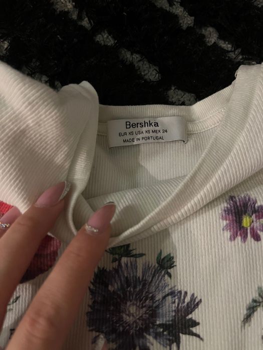 Crop top z Bershka