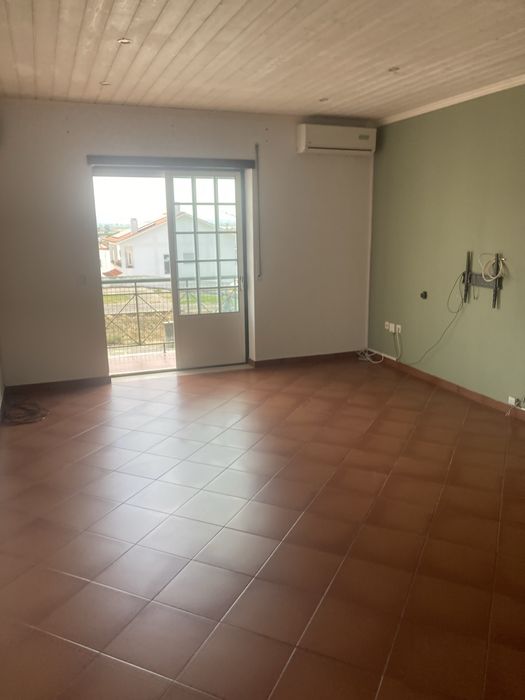Apartamento T3 , 1* andar sem elevador