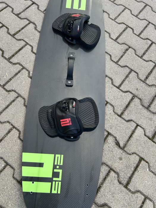 Deska Kite Su 2 carbon 142x42