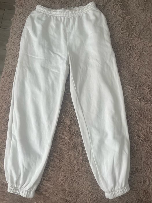 Білі спортивні штани джогери H&M