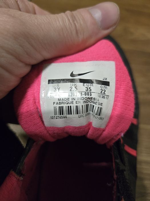 Кросівки Nike 35 розмір