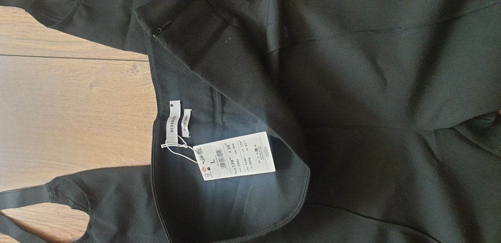 Nowe z metką spodnie czarne legginsy Reserved m/l