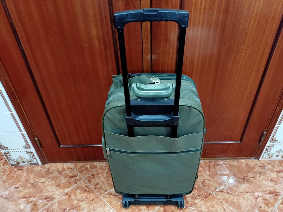 Mala malas de porão até 23 kg viagem casa quarto apartamento vivenda carro cozinha escritório gabinete.